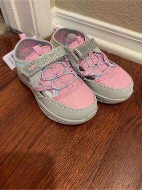 NWT OshKosh B'gosh Pink and Silver Glitter Strap Kids Sneakers